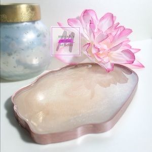 ⭐️ROSE GOLD & PINK TRINKET HOLDER ⭐️